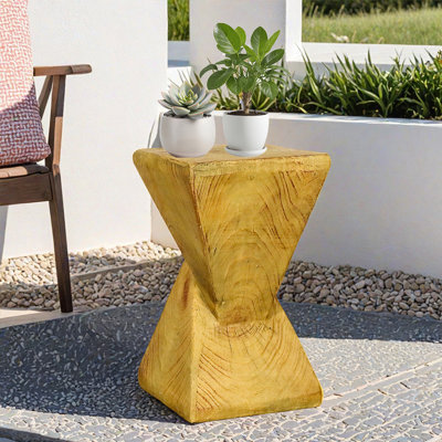 Table d'appoint extérieure en béton, 50 cm de hauteur, idéale pour terrasse ou jardin. Support pour plantes et tabouret décoratif.