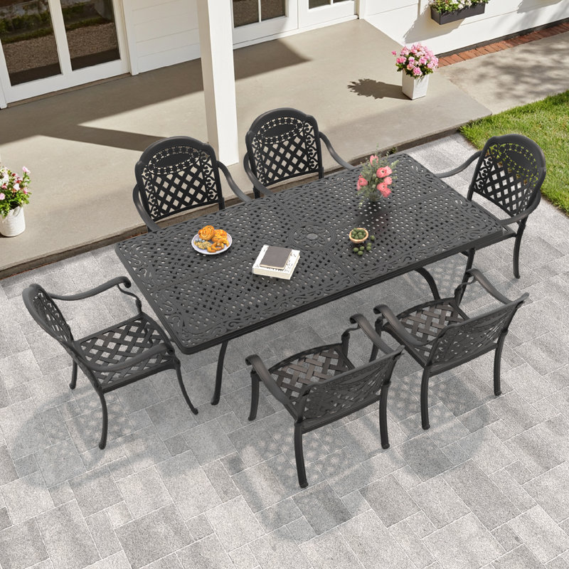 Ensemble repas de patio avec coussins rouges Tameia, 6, P 16,54 po x l 25,98 po x H 35,83 po