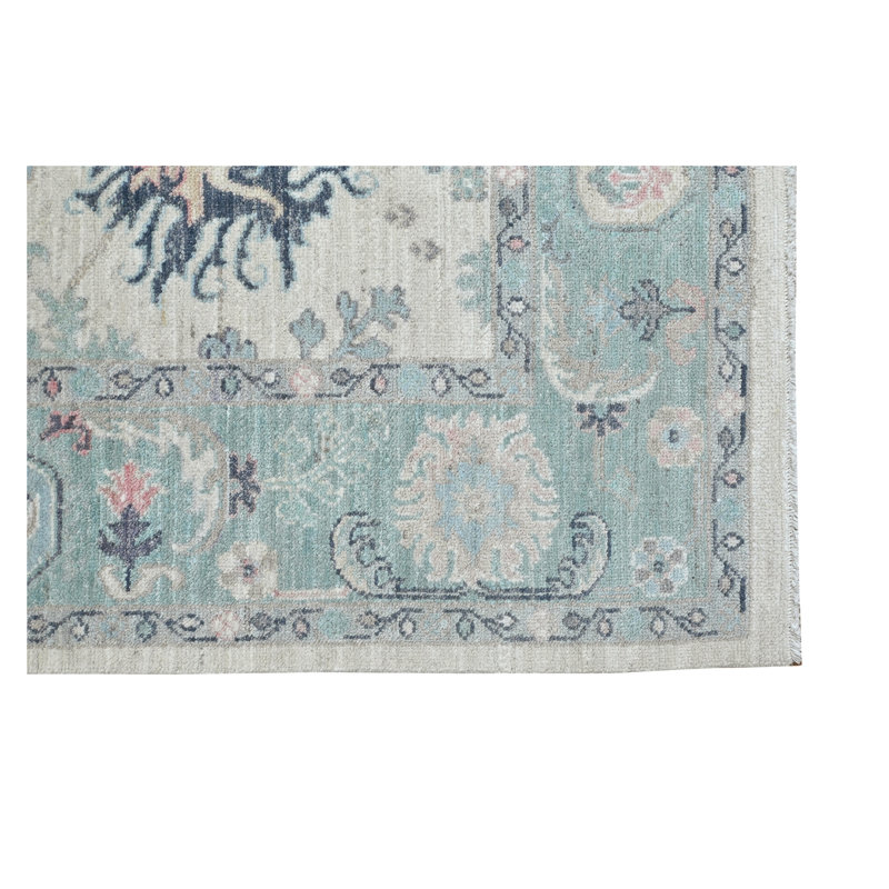 Ushak Wool Weft