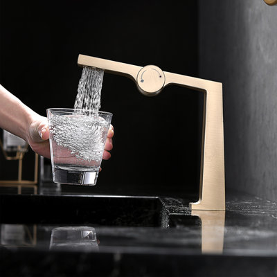 Single-handle Bathroom Faucet