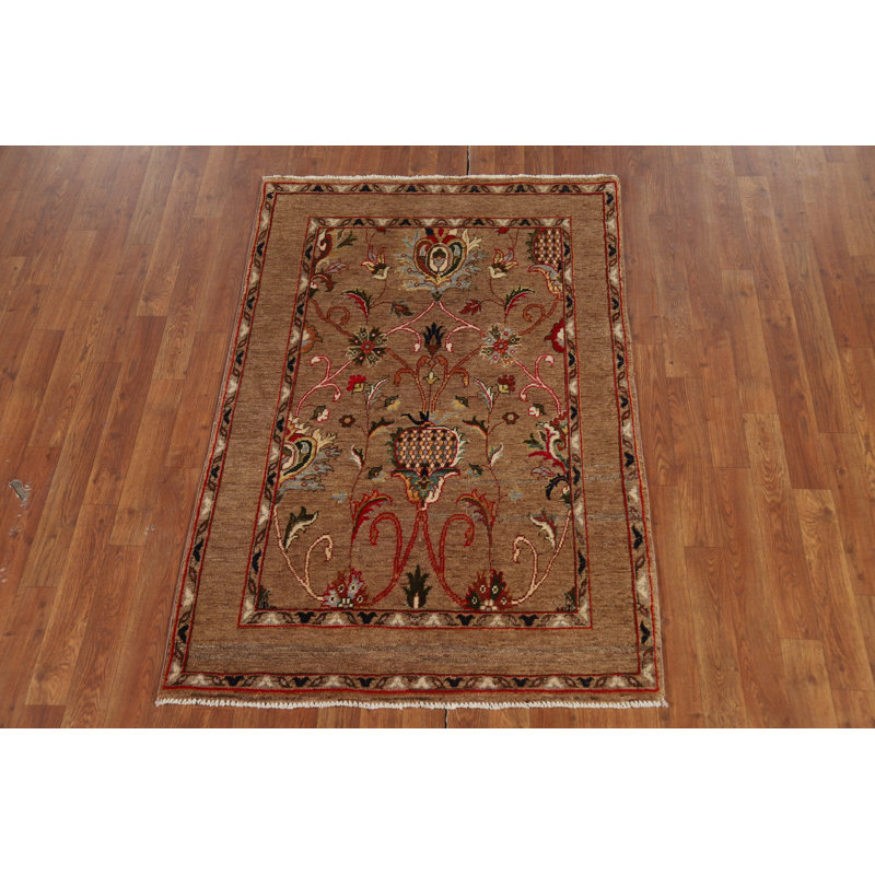 Tapis oriental à motif floral et teinture végétale Ziegler