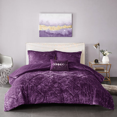 Édredon très grand / très grand en velours mauve - avec des taies décoratives et un coussin décoratif