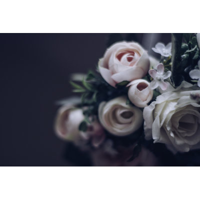 " Pink And White Rose Wreath "