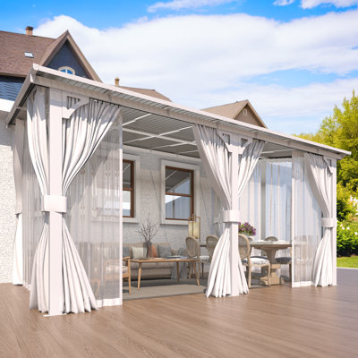 Pergola blanche avec toit rigide et abri de jardin avec rideaux et moustiquaire