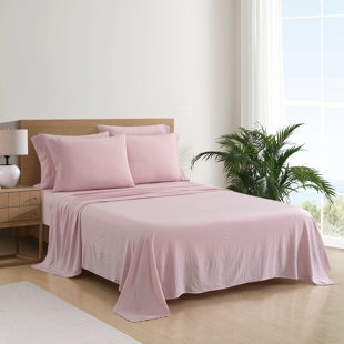 Aeropostale 6 Piece Premium All Season Microfiber Sheet Set, 4 Pillow Cases, 1 Fitted Sheet, 1 Flat Sheet, Fits Mattresses up to 16” Deep, Full Size, Light Pink