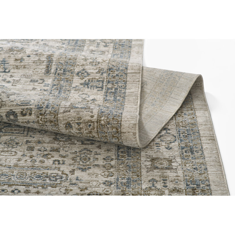 Tapis bleu Momeni Georgina , Rectangle 9 pi 2 po x 12 pi 10 po