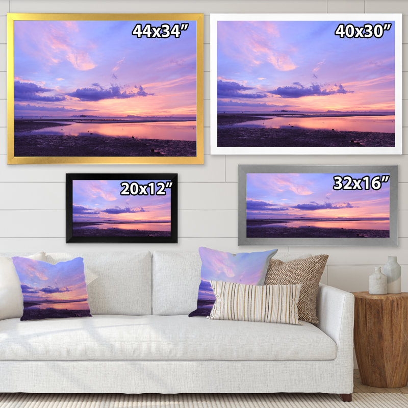 Plage, lever de soleil et ciel dramatique - art mural nautique et côtier, H 12 po x l 20 po x P 1 po, Cadre photo noir
