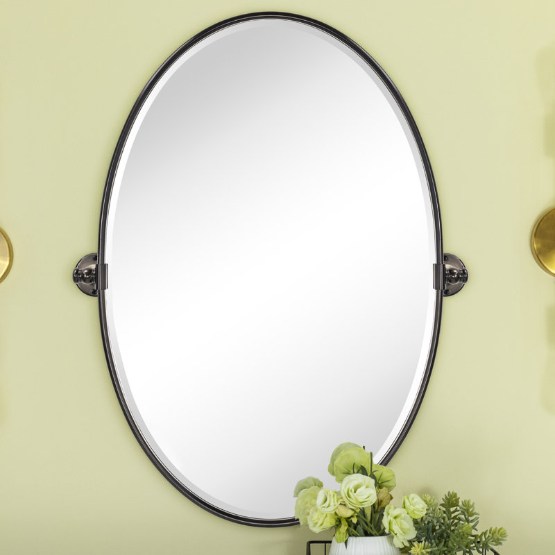 Miroir de salle de bain mural Luecinda, 30 po x 20 po, Bronze frotté à l'huile