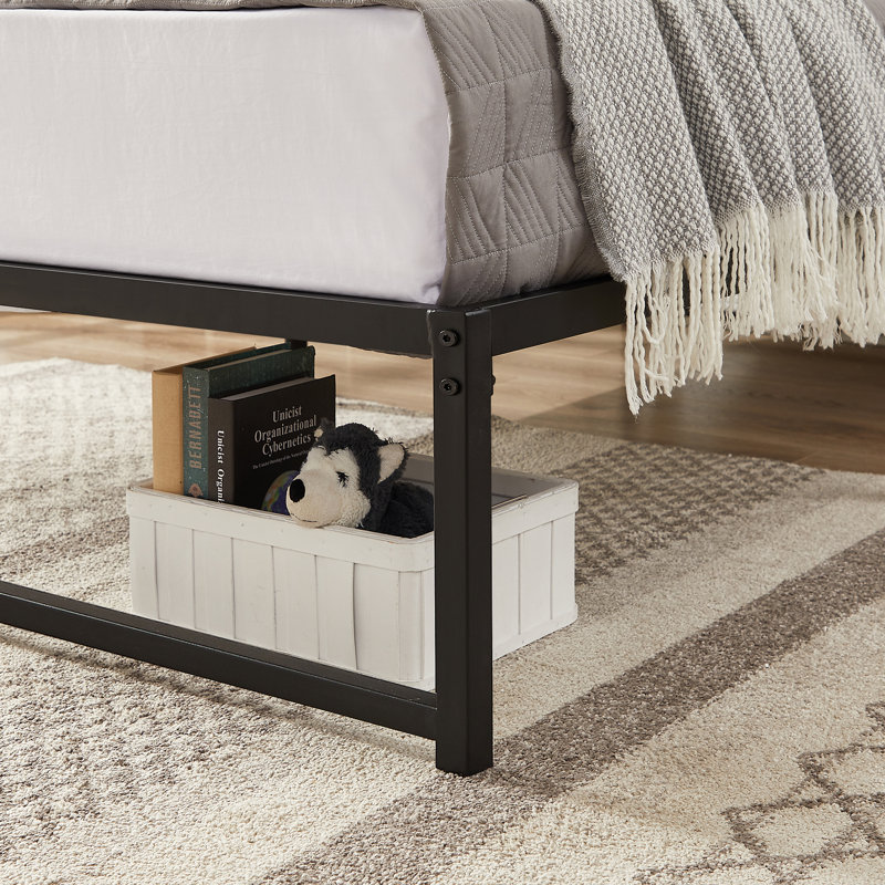 Base de lit simple en métal 16 po Mclea, base de lit plateforme haute de 16 po, sommier à lattes en acier robuste, aucun sommier requis, rangement supplémentaire sous le lit, support silencieux, assemblage facile