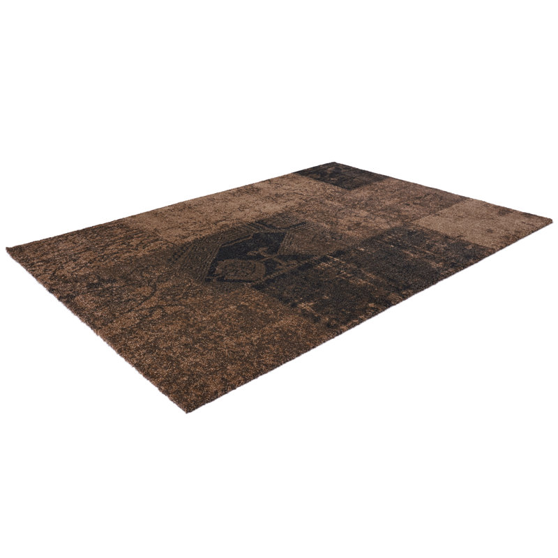 Tapis brun Paske, 5 pi 3 po x 7 pi 7 po
