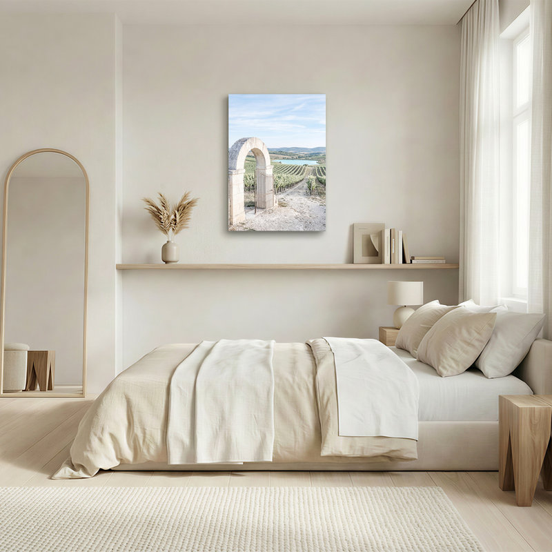 «Stone Archway» donnant sur les rangées de vignes et le lac bleu, art mural sur toile, 48"H x 32"W