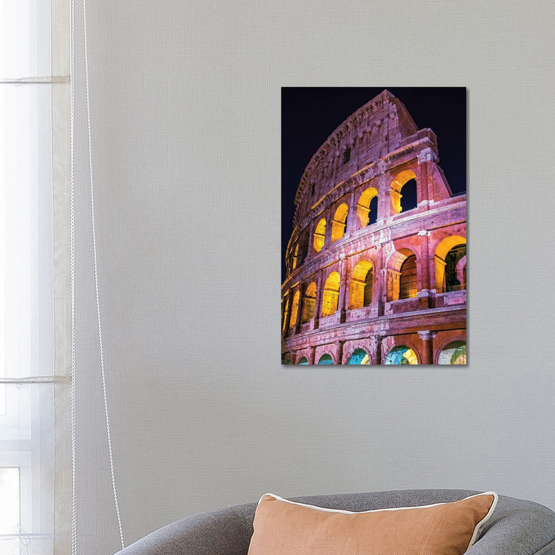 Colosseum Wall von Susanne Kremer - Galerie-umwickelte Leinwand Giclée