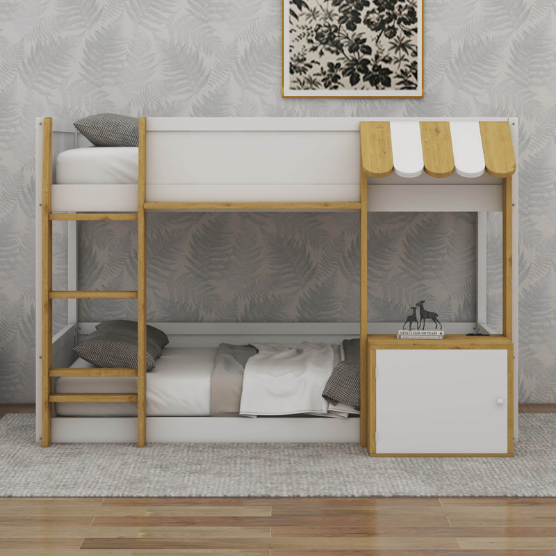 Lit superposé simple, avec bureau, ports USB, structure en bois massif et MDF, armoire de rangement, échelle et barrières de sécurité.