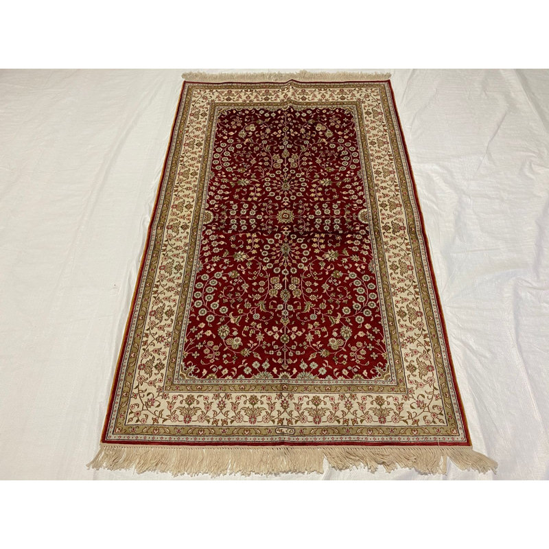 Tapis floral en soie fait à la main 3 pi 2 po x 5 pi 3 po