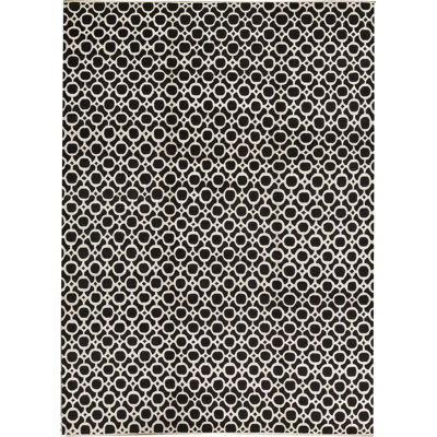 Windsom Geometric Area Rug in Black/White