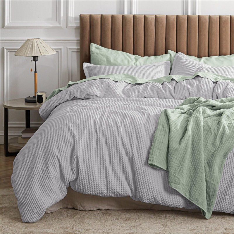 Bedsure Waffle Comforter Set, Navy, King Comforter + 2 King Shams