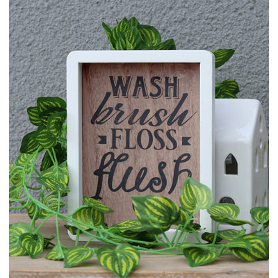 Décoration murale encadrée en bois pour salle de bain Wash Brush