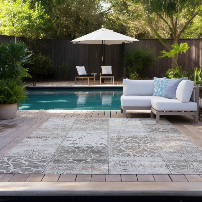 Tapis intérieur / extérieur Frisina, Rectangle 2 pi 6 po x 3 pi 10 po