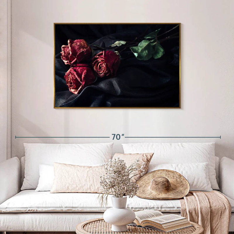 Roses du Désespoir, 43 po x 29 po, Cadre flottant doré