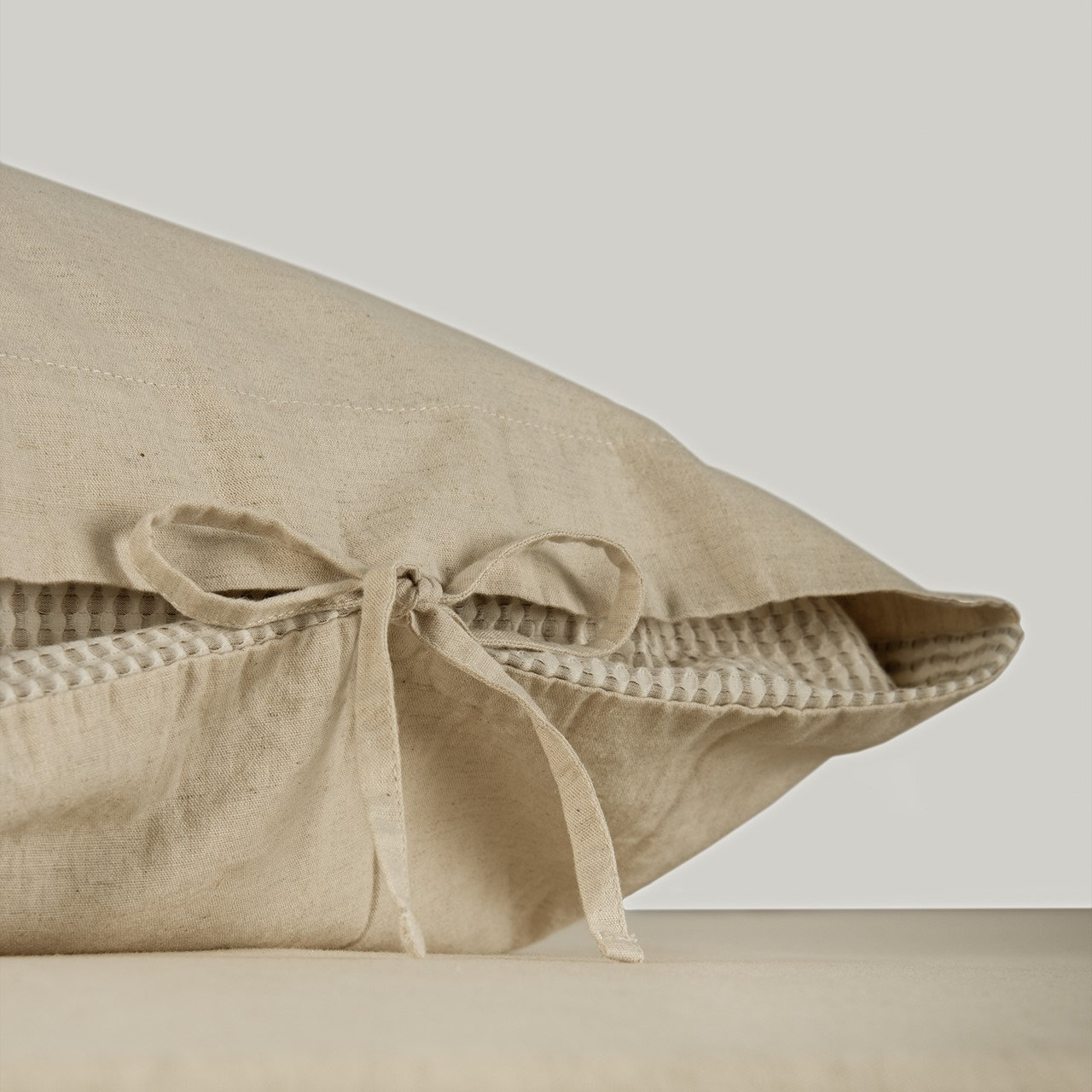 PETRA Linen Shams, Standard