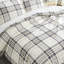 Ensemble de housse de couette en microfibre à motif écossais Vilano par Southshore Fine linens-1737621647-1618497380
