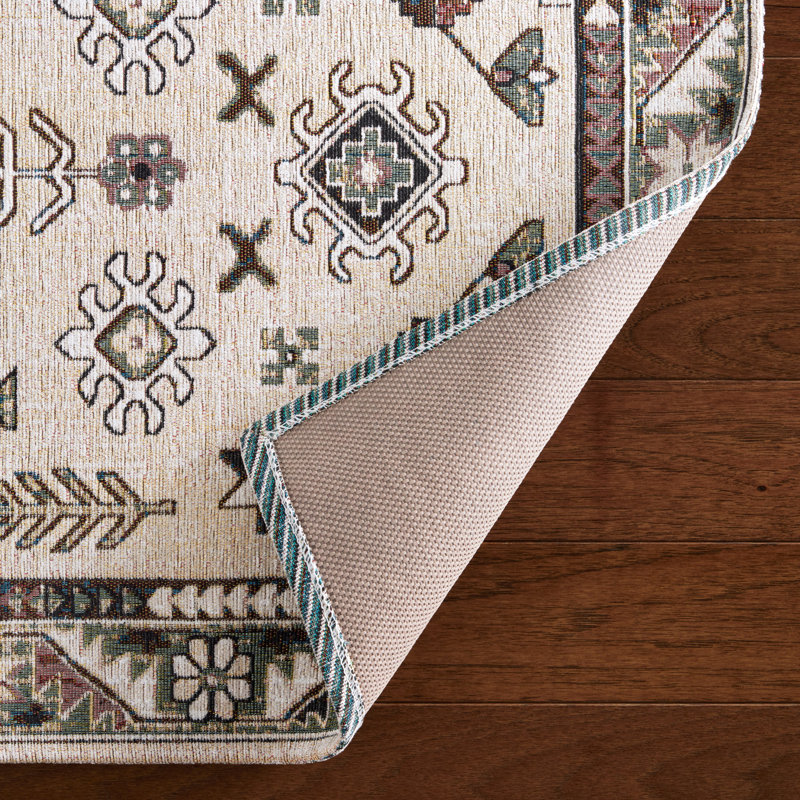 TOWN & COUNTRY LUXE Livie Forever Vintage Everwash Washable Multi-Use, Non-Slip Kitchen Runner, White