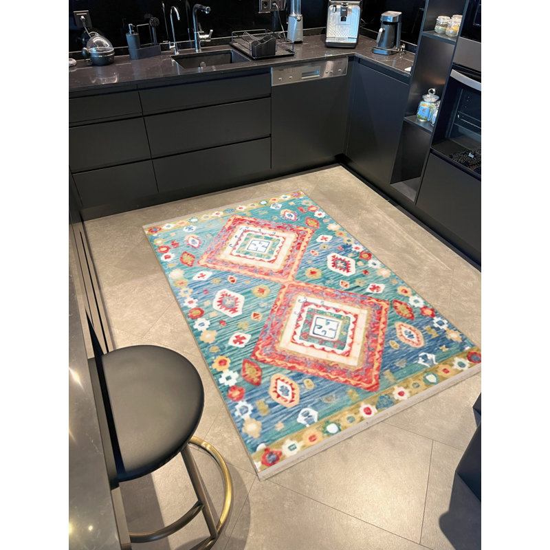 Saiyada Performance Washable Southwestern Indoor / Outdoor Rug, Rectangle 5' x 8'3"