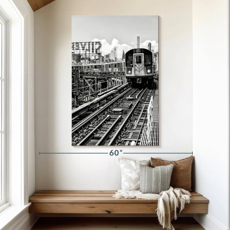 Mehar Line 7 Queens, 51" H x 34" W