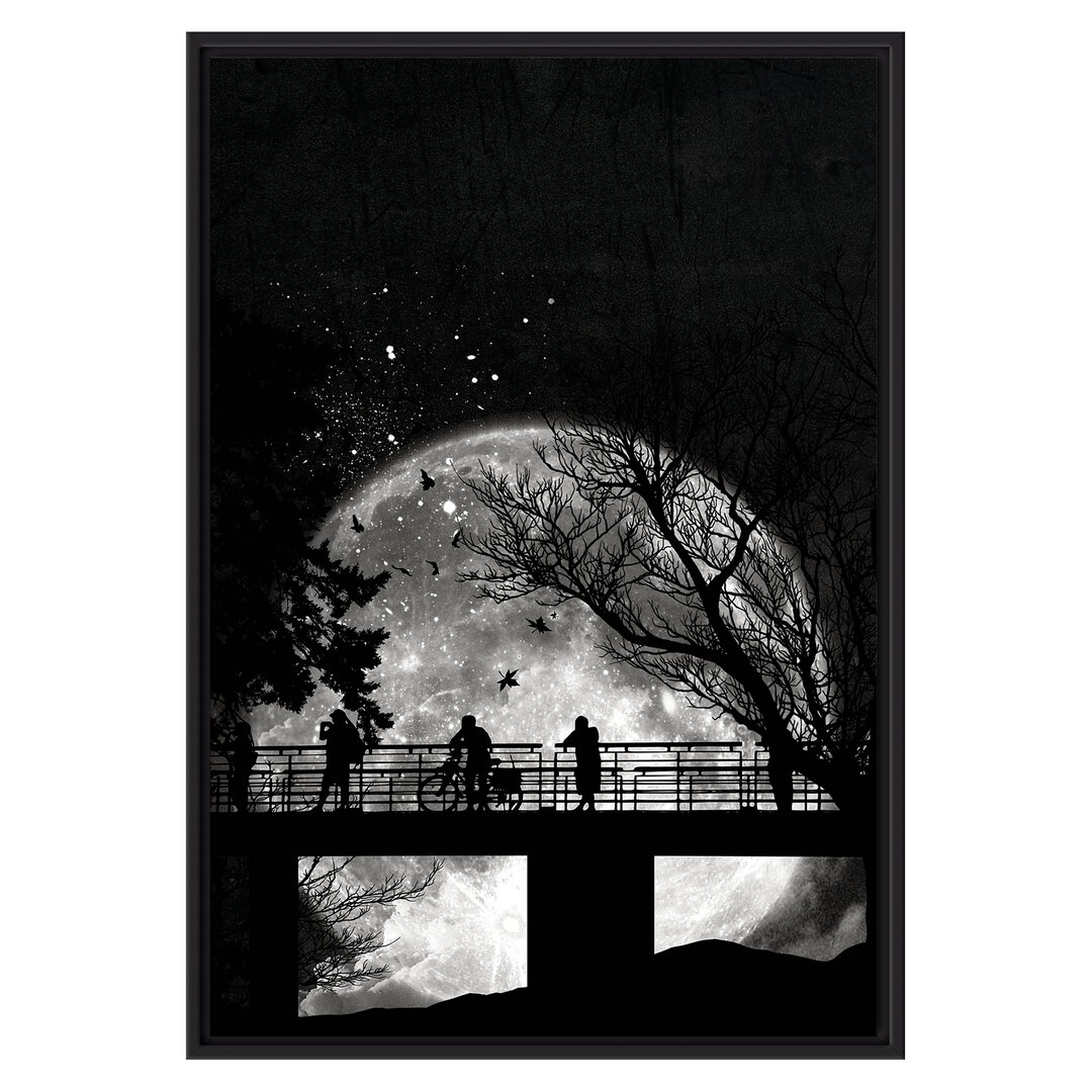 Gerahmtes Poster Moon So Close Black