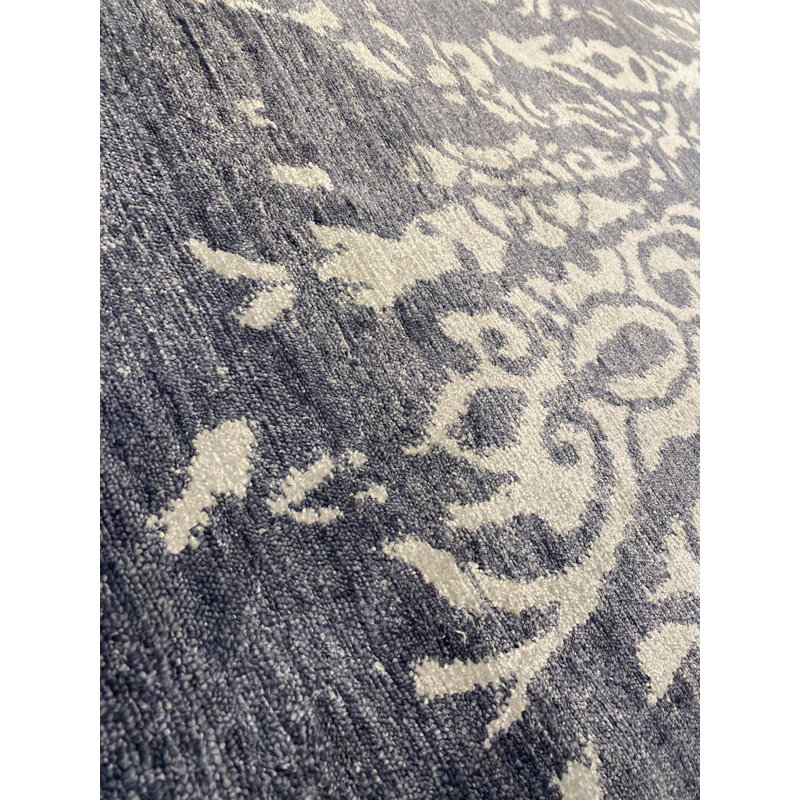 Wool Abstract Area Rug in Gray/White