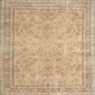 Tapis traditionnel veston beige