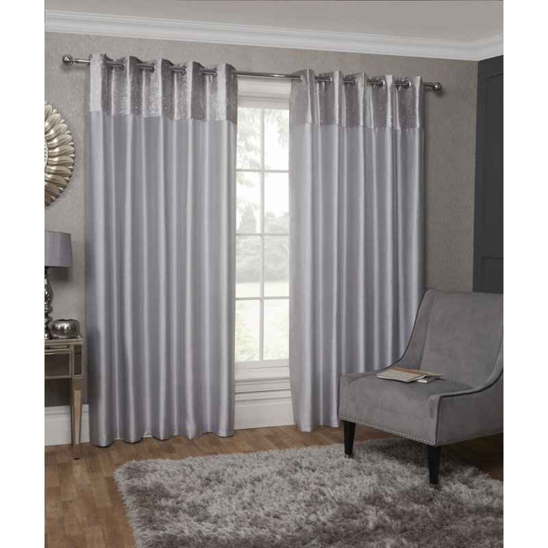 Curran Curtain, 168 W x 228 D cm