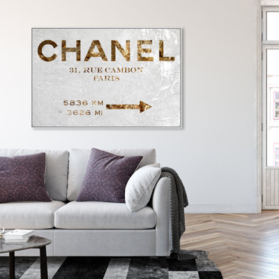 «Fashion and Glam Couture Road Sign», peinture sur toile