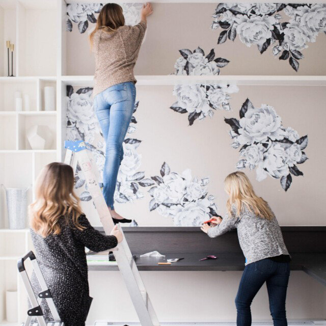 Plants & Flowers Non-Wall Damaging Wall Decal