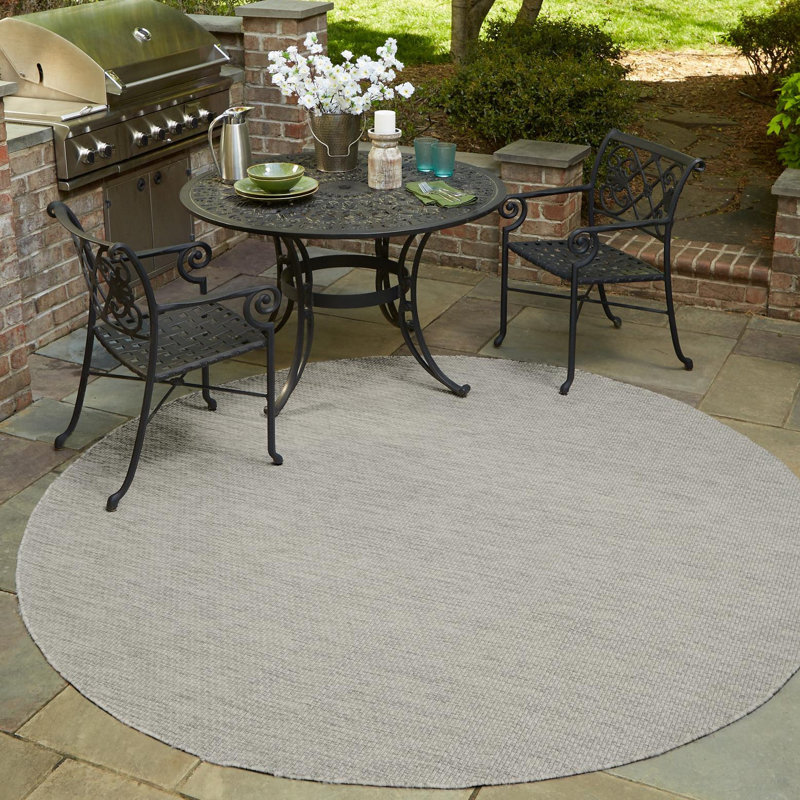 Tapis intérieur / extérieur Avaughn, Rond 3 pi 1 po, Gris