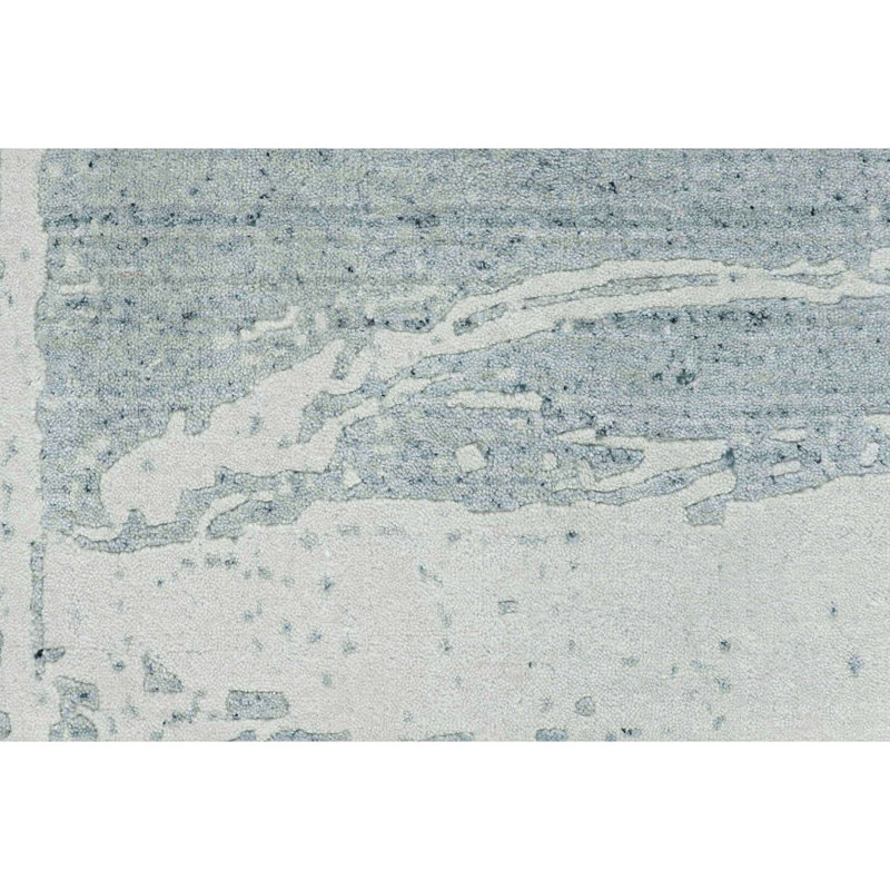 Area Rug in Gray/Silver, Rectangle 5' x 8'