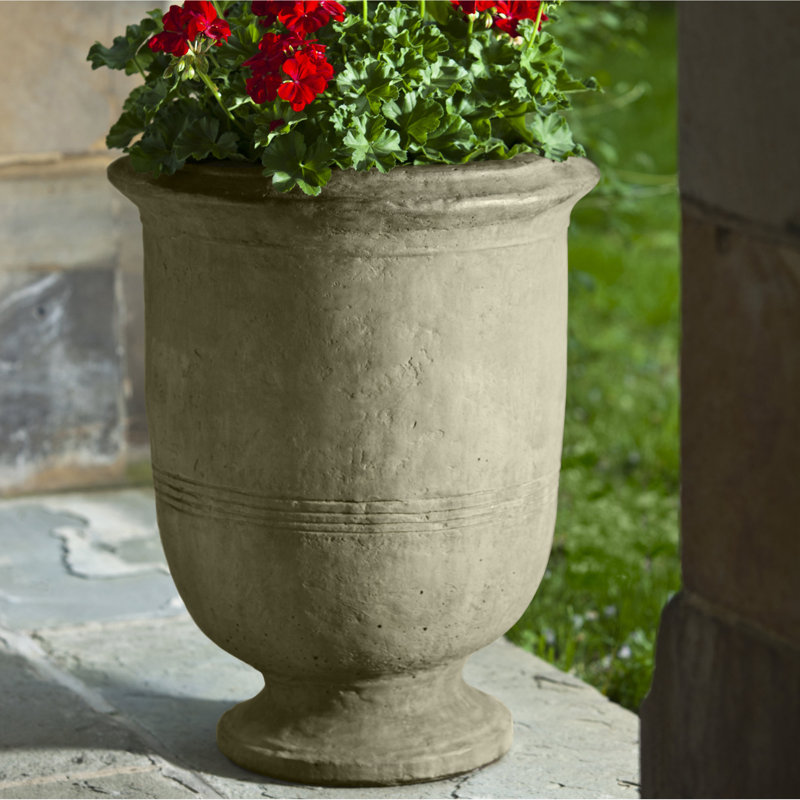 Provencal Handmade Urn Planter, Verde