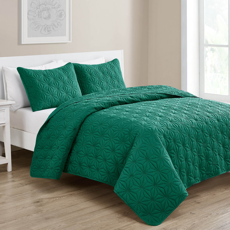 Kaleidoscope 3-Piece Embossed Geometric Quilt, Full/Queen Quilt + 2 Standard Shams, Ivory