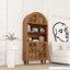 Armoire arquée en bois sculpté