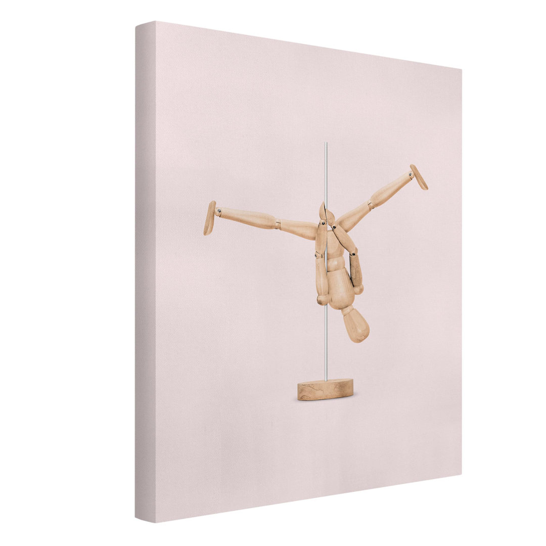 Leinwandbild Poledance mit Holzfigur von Jonas Loose