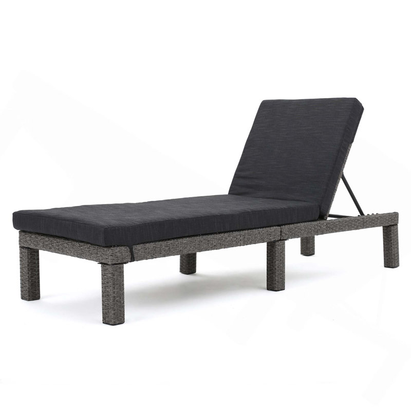 Patio PE Rattan Chaise Lounge With Water-Repellent Cushion And Sturdy Iron Frame For All-Season Outdoor Relaxation, Black