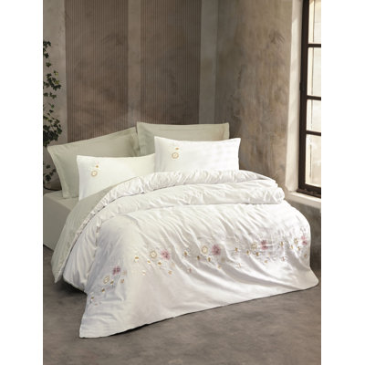 Luxury Satin Double Quilt Cover Set, Mint Color, 79 x 87 in | 100% Cotton Satin, Embroidered, 211 Thread Count | Includes Duvet Cover, Flat Sheet, 4 Pillowcases | Machine Washable, Elegant & Soft Touch