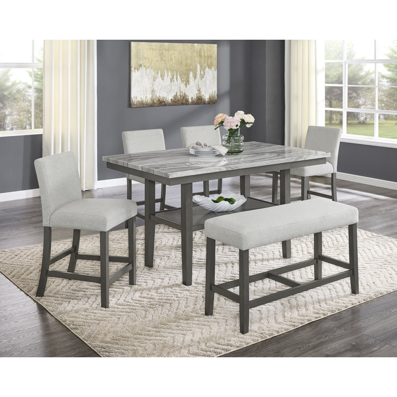Ensemble de salle à manger à hauteur de comptoir rectangulaire en faux marbre gris 60 po Luna 6 pièces avec tablette de rangement, chaises et banc revêtus gris clair
