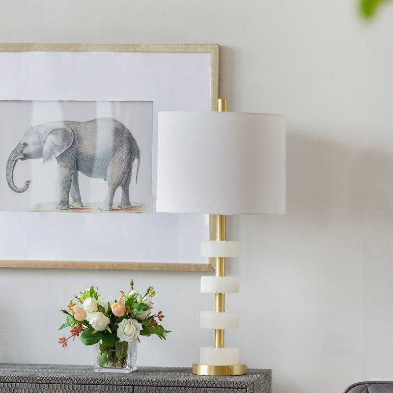 Lampe de table en marbre 13 x 13 x 26 po avec cadre en laiton
