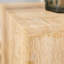  Table basse en panneau de fibres à densité moyenne avec texture de bois clair, 12 po x 12 po x 19,6 po, design minimaliste moderne pour espaces compacts, naturel