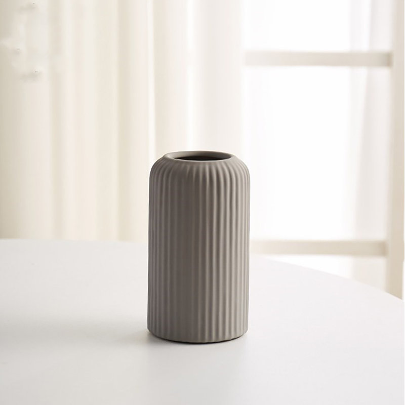 Vase de table intérieur / extérieur Munich, Gris, H 6,3 po x l 3,5 po x P 3,5 po