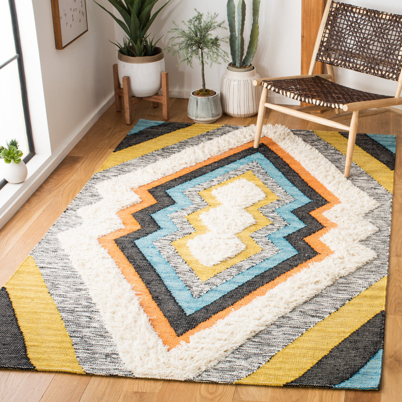 Beardall Hand Woven Wool and Cotton Area Rug, Rectangle 4' x 6'