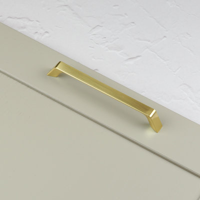 160mm Polished Brass Tapered D-Bar Handle