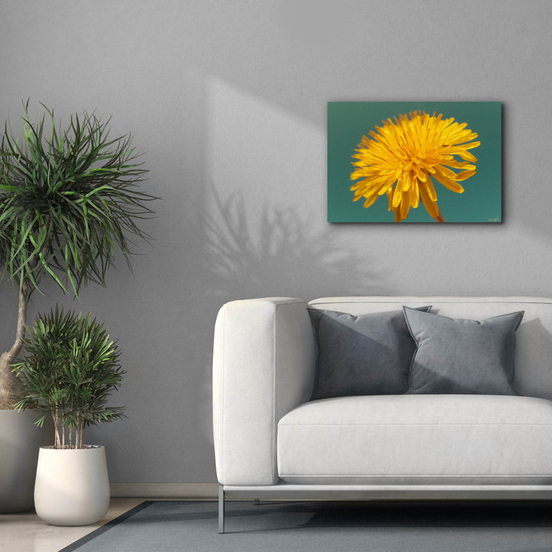  «Yellow Micro Sun Floral 1» par Life BeautifuLEE, art mural sur toile, 26 po x 18 po, H 18 po x l 26 po