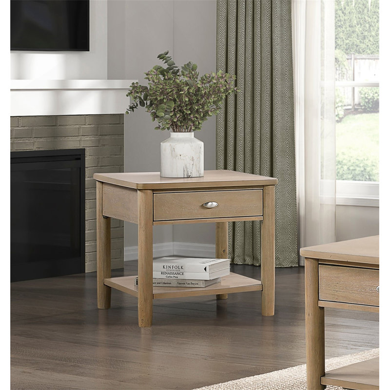 Charmante table de bout avec tiroir et tablette ouverte, parfaite pour le rangement et la présentation dans n'importe quel salon ou chambre à coucher.